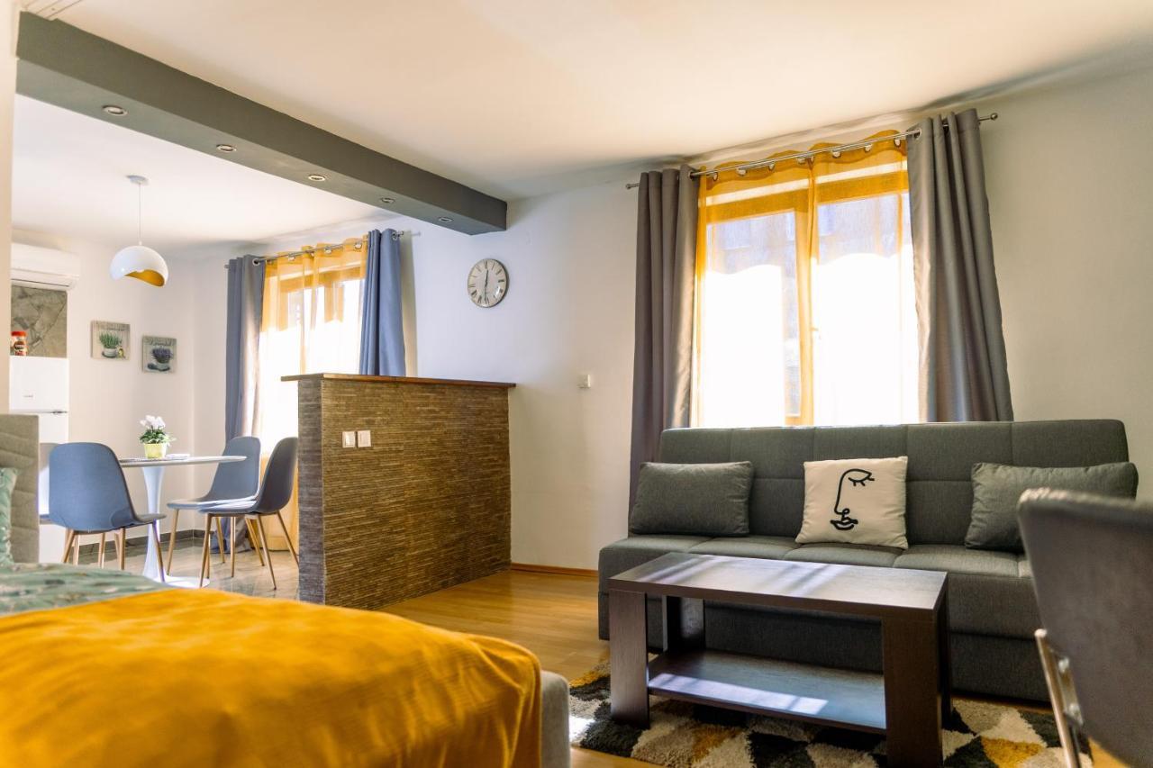 Studio Apartman Planb, Self Check In Osijek Exterior foto
